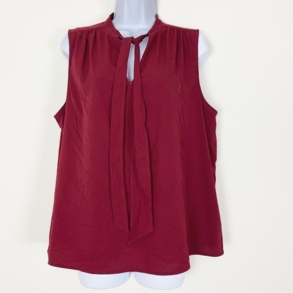 LUCKY BRAND Burgundy Sleeveless Blouse Tie Neck Size Large Business Career - Picture 1 of 3